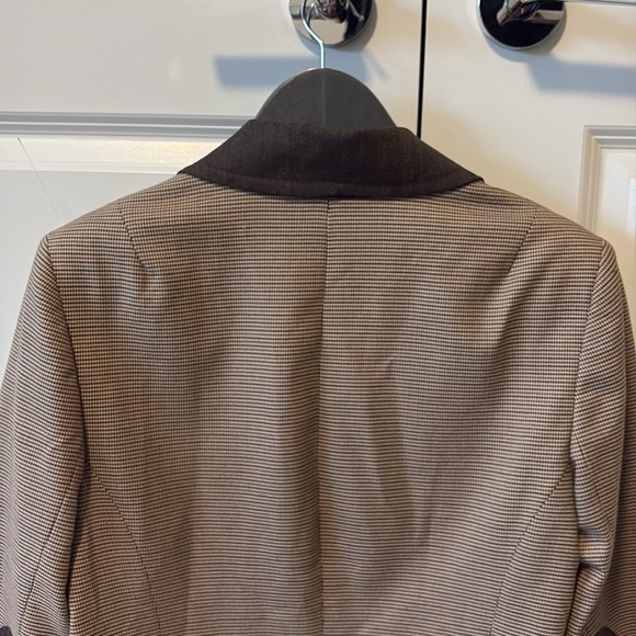 Trina Turk blazer - Picture 4 of 11